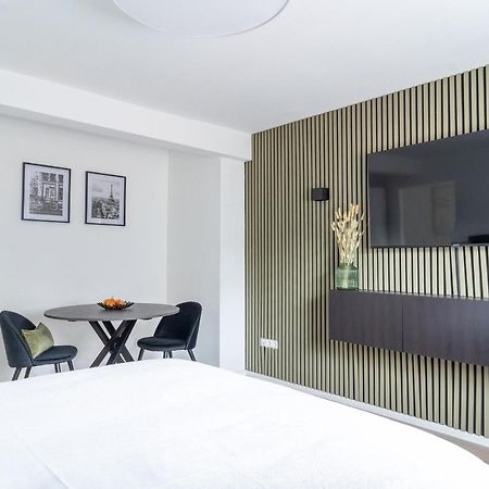 Green Flat Duesseldorf First ภายนอก รูปภาพ