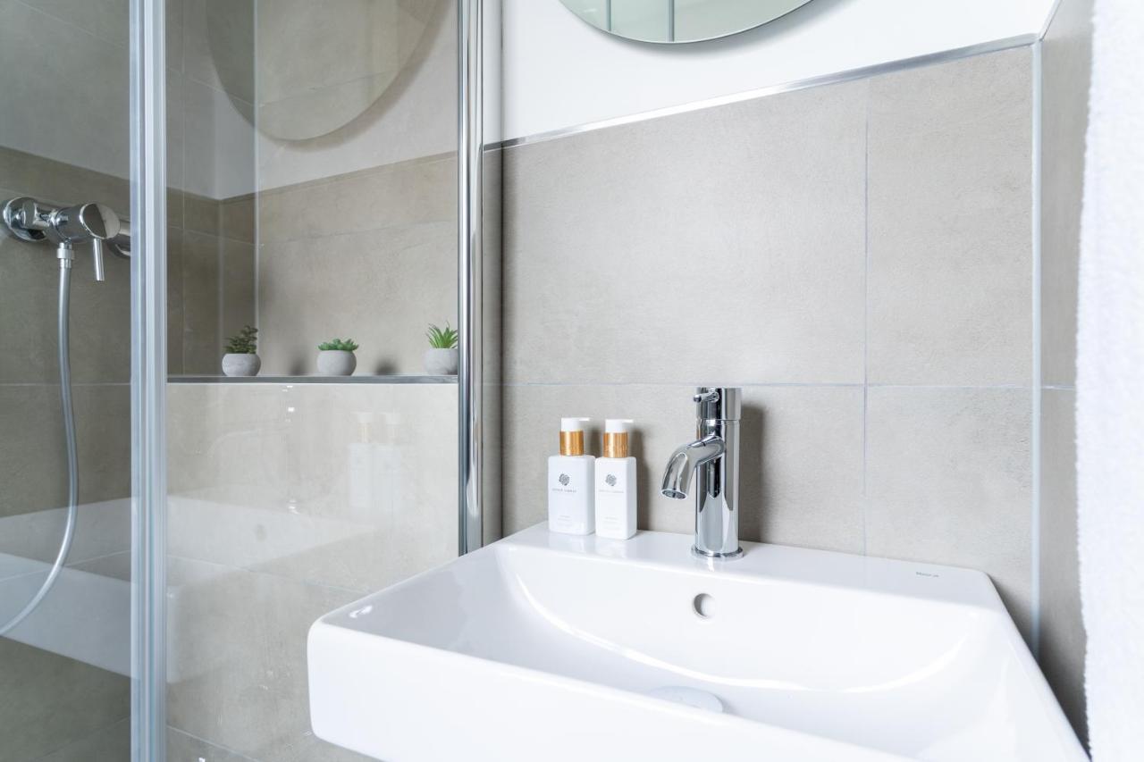 Green Flat Duesseldorf First ภายนอก รูปภาพ